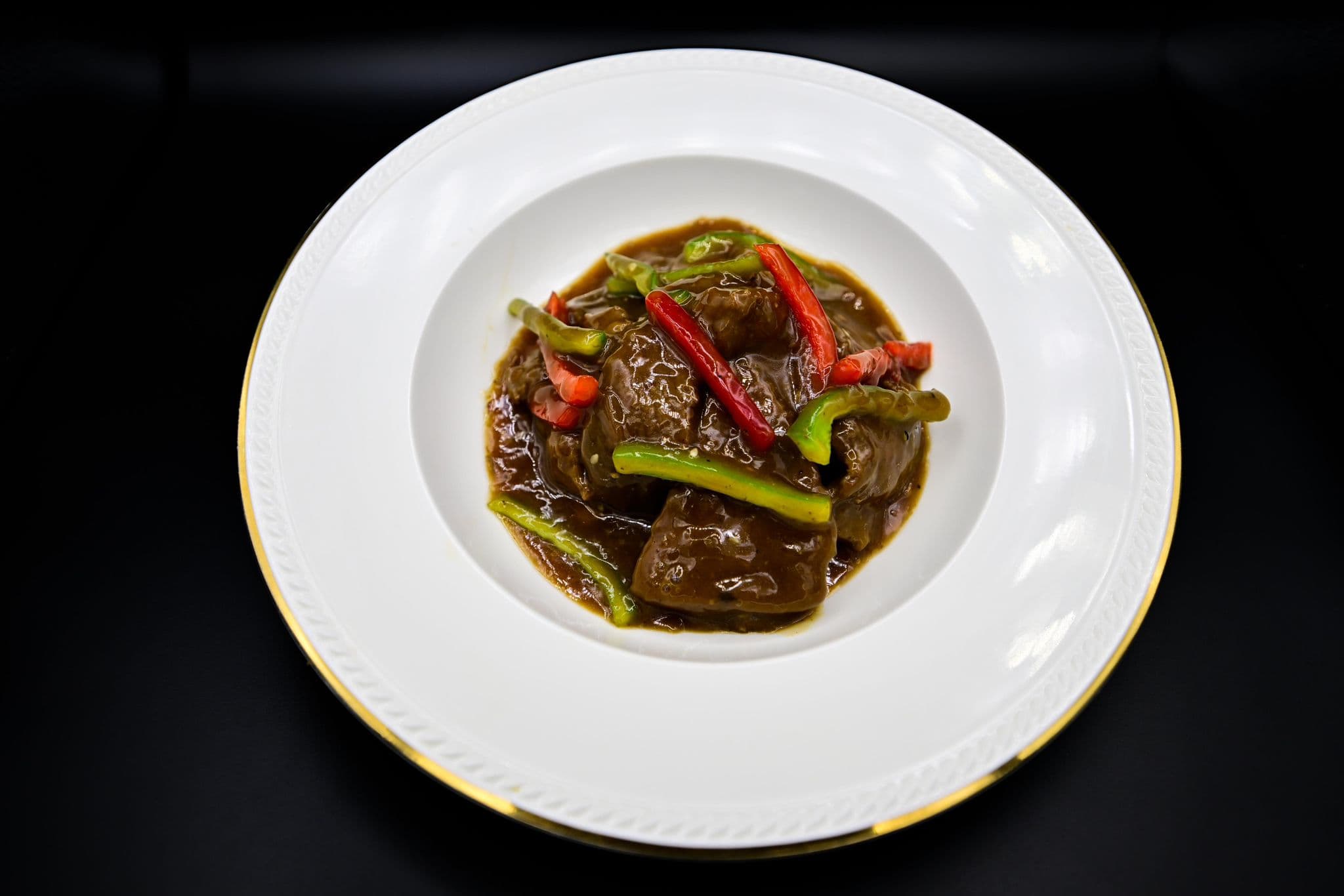 لحم بالطريقة المنغولية مع أرز الزهرة