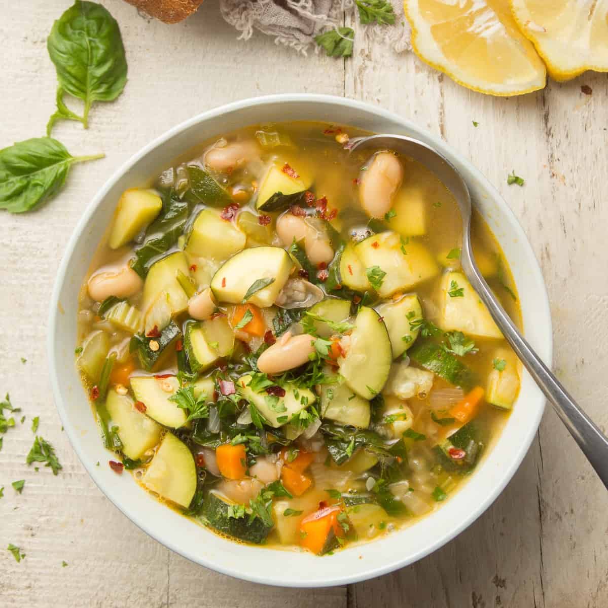 شوربة الكوسا